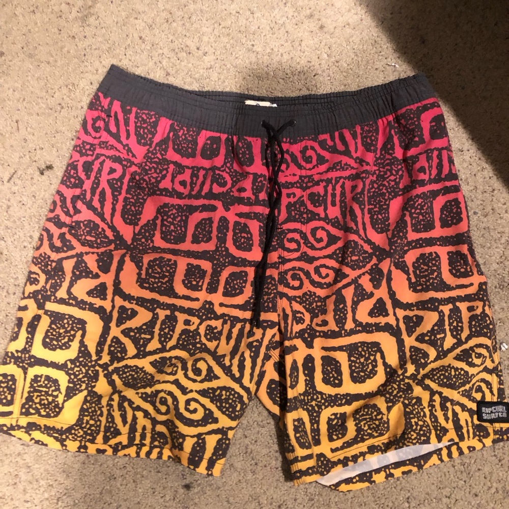Ripcurl men’s swim trunks
